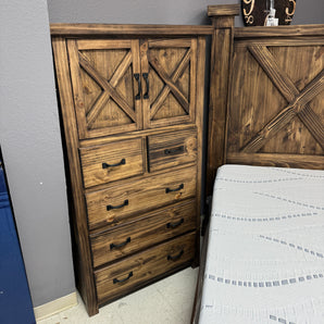 New York Rustic 5-Drawer Chest-Barnwood