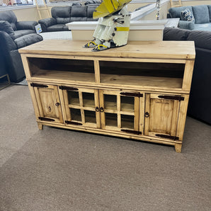 Hacienda Rustic 60" TV Stand in Honey
